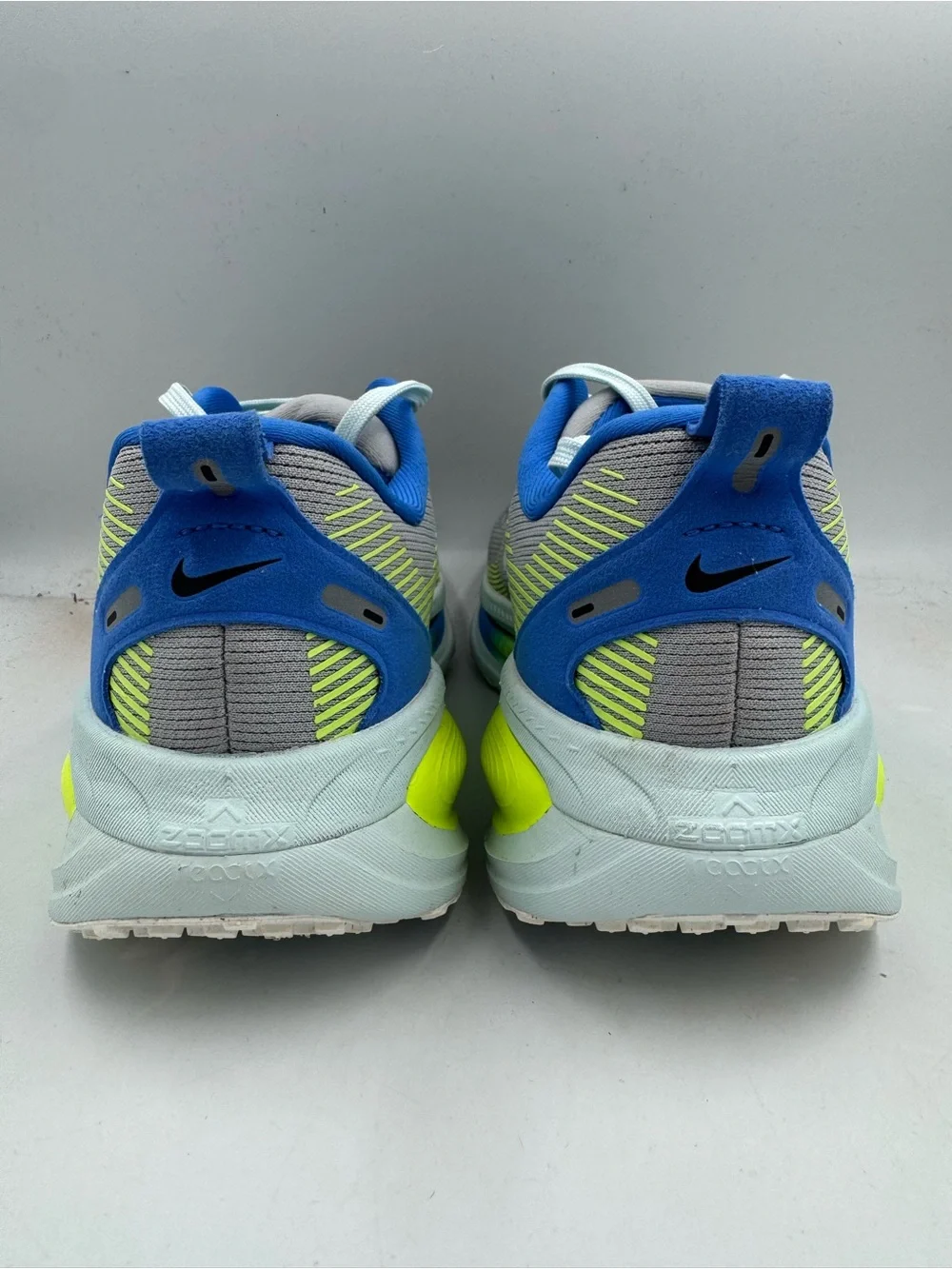 Nike Vomero 18 NBY By You Smoke Grey Game Royal Volt BRAND NEW Size 6.5 Women